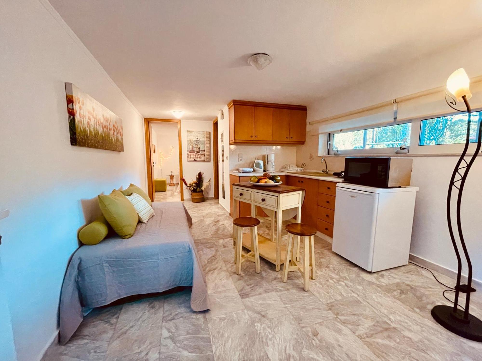 Erotospilia Porto Rafti Near The Athens Airport 아파트 외부 사진