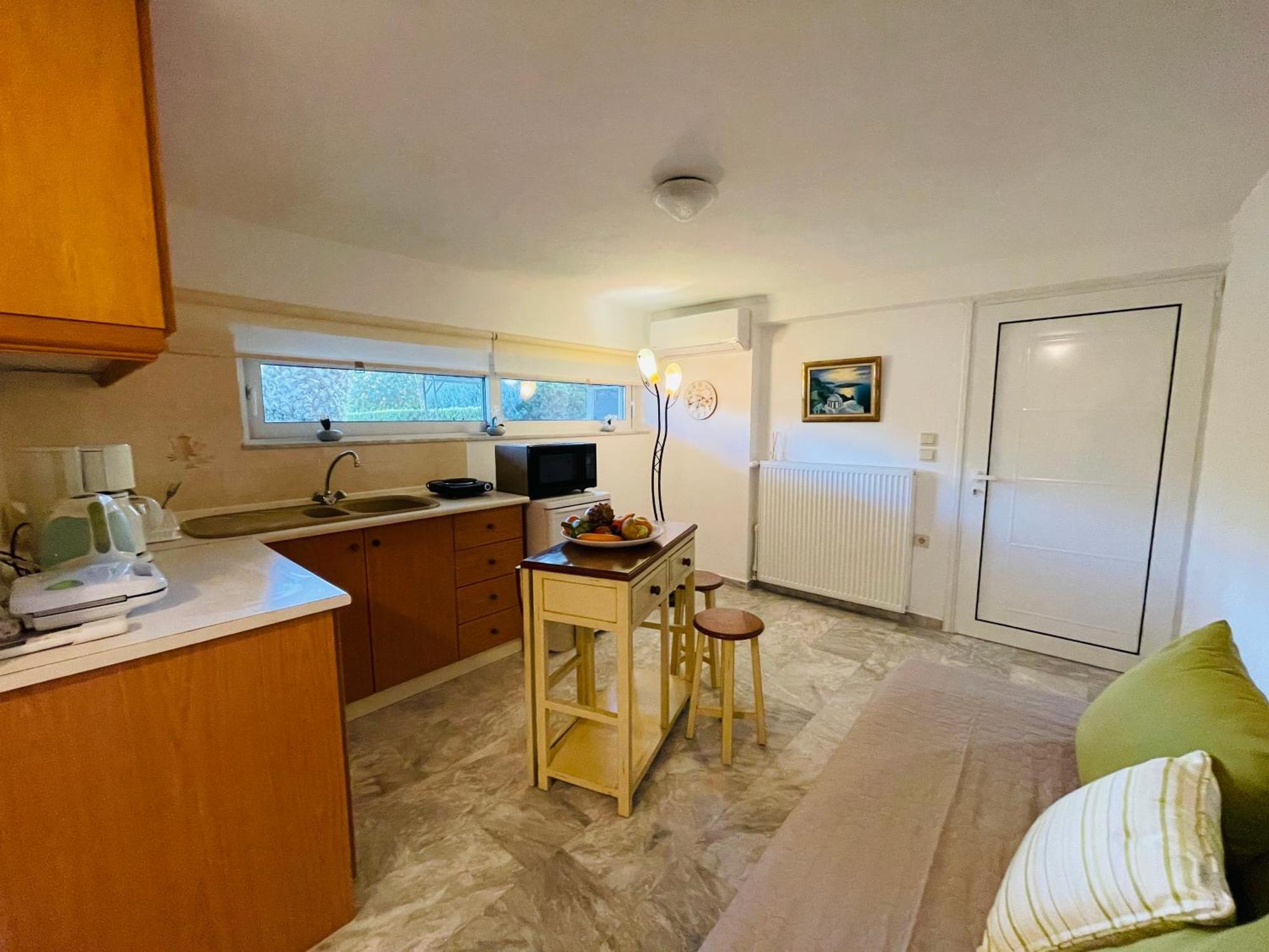Erotospilia Porto Rafti Near The Athens Airport 아파트 외부 사진