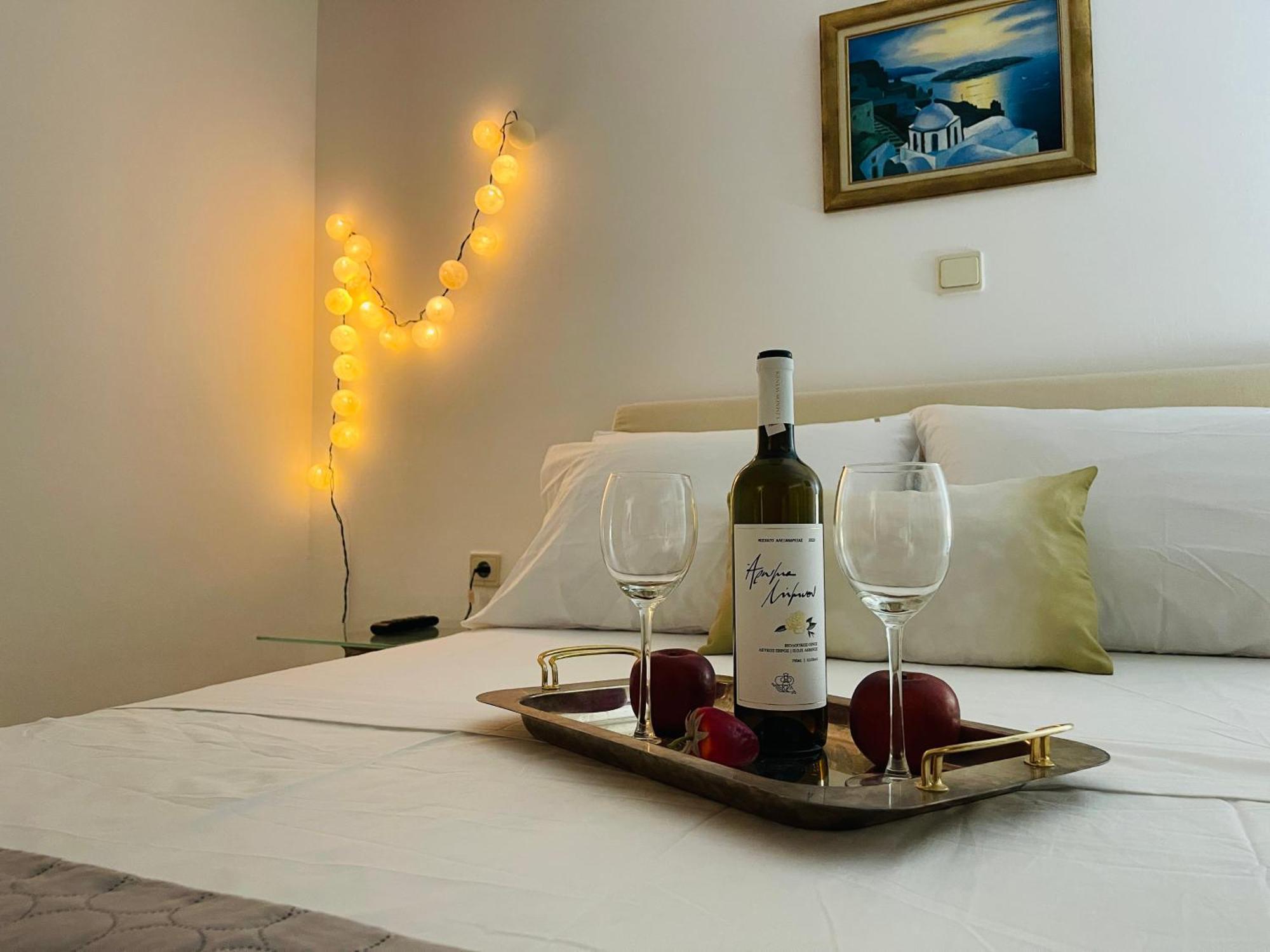 Erotospilia Porto Rafti Near The Athens Airport 아파트 외부 사진