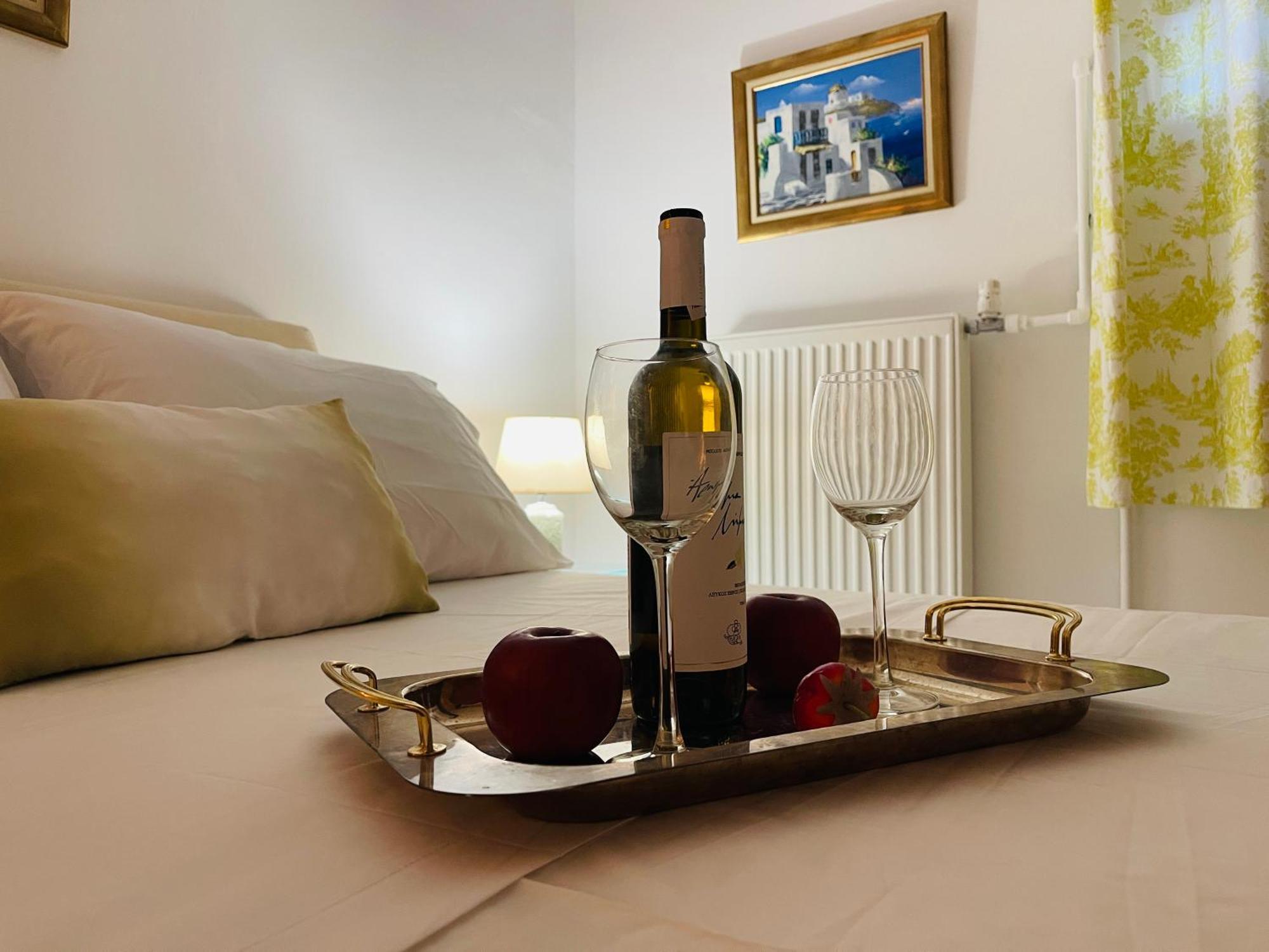 Erotospilia Porto Rafti Near The Athens Airport 아파트 외부 사진